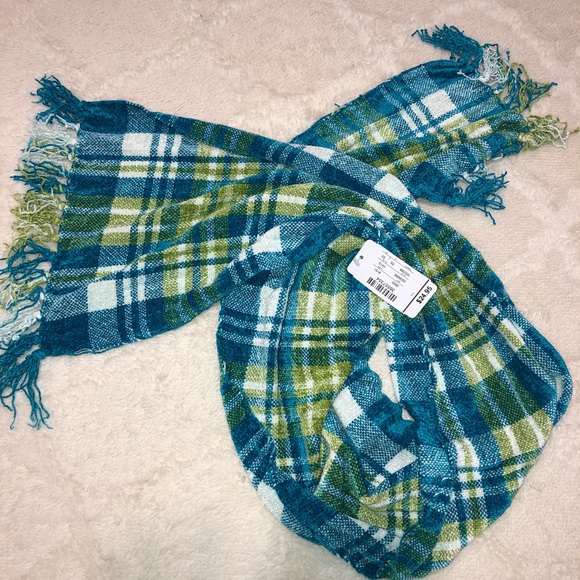 Scarf - Picture 2 of 2